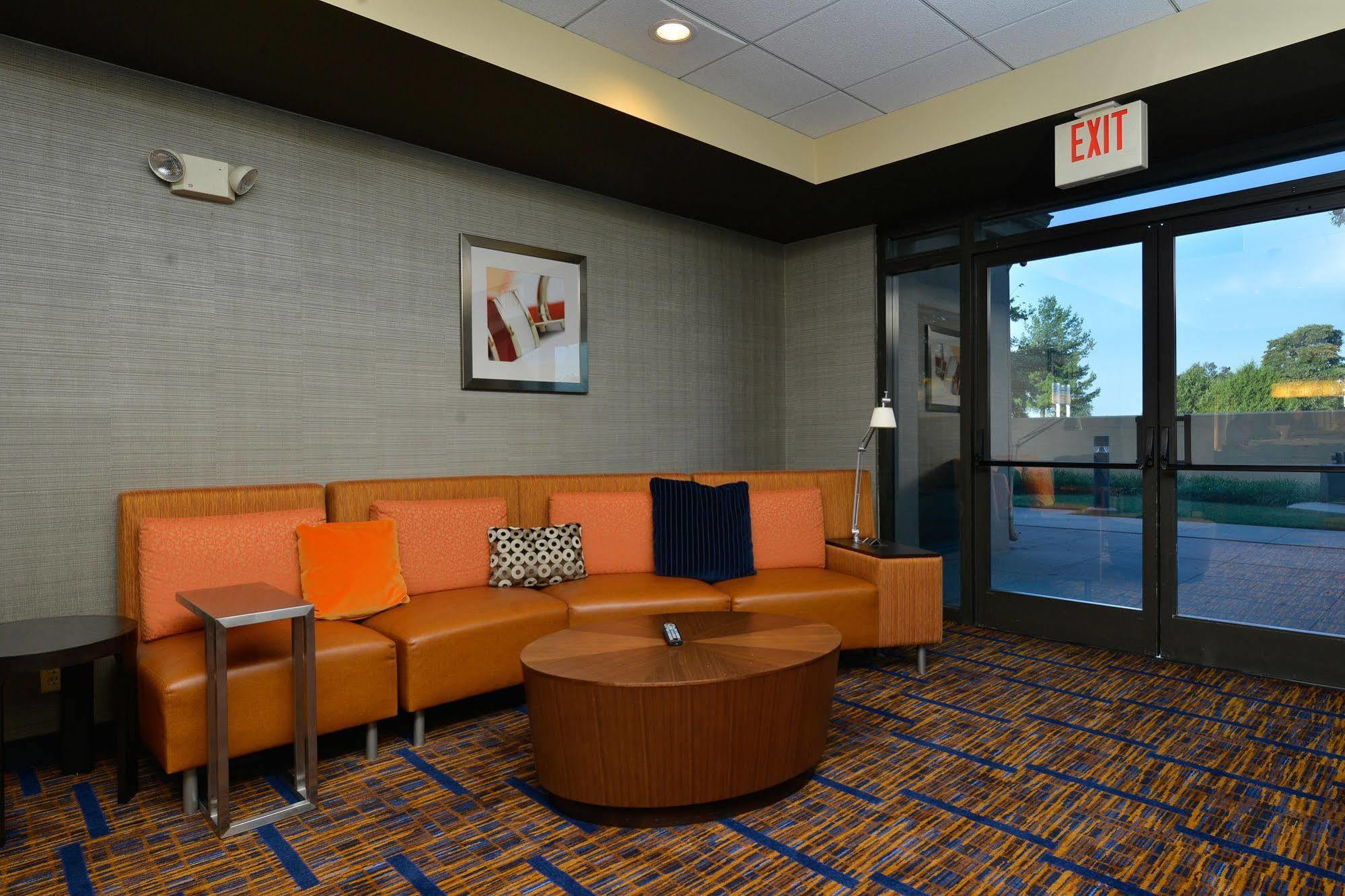 Courtyard By Marriott Bentonville Eksteriør billede